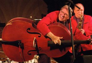 marshall lytle on rockabilly slap bass playing it like guitar