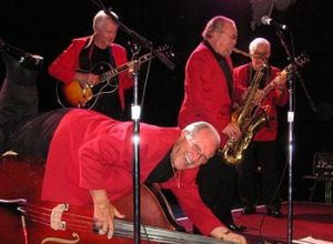 rockabilly slap bassist marshall lytle on the floor with bill haley's original comets